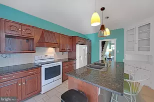 20 W Fulton St, Ephrata, PA 17522 - Photo 14