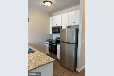376 E Main Street #106, New Holland, PA 17557 - Photo 6