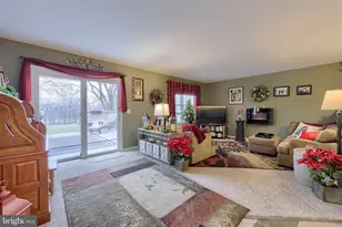 4036 Green Park Dr, Mount Joy, PA 17552 - Photo 8