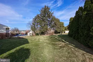 5 Oriole Dr, Ephrata, PA 17522 - Photo 8