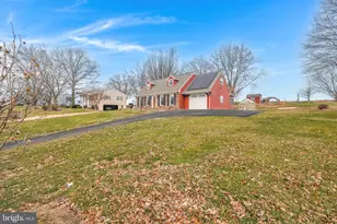 121 Pleasant View Dr, Lititz, PA 17543 - Photo 6