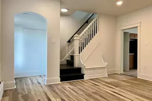 19 E 3rd St, Quarryville, PA 17566 - Photo 2