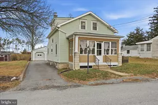 433 Elwyn Terrace, Manheim, PA 17545 - Photo 2