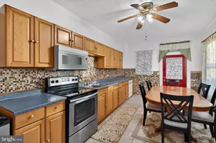 340 E Frederick St, Lancaster, PA 17602 - Photo 10