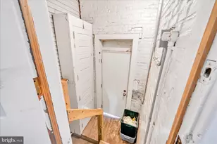 153 N Broad St, Lancaster, PA 17602 - Photo 8