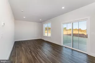 100 Eagle Pkwy, Elizabethtown, PA 17022 - Photo 8