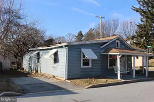 26 S Porter St, Marietta, PA 17547 - Photo 2