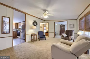 203 Thrush Ct N, Lancaster, PA 17603 - Photo 6