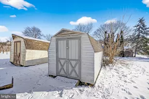 223 Colonial Dr, Akron, PA 17501 - Photo 34