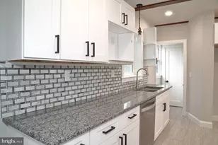 20 Broad St, Ephrata, PA 17522 - Photo 20