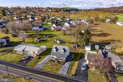 633 N Farmersville Road, Ephrata, PA 17522 - Photo 2