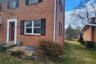 608 Hershey Ave, Lancaster, PA 17603 - Photo 2