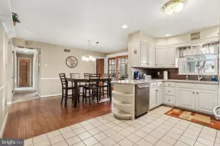 21 Dawn Ave, Akron, PA 17501 - Photo 10