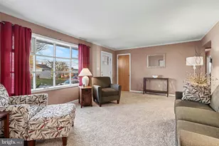 21 Dawn Ave, Akron, PA 17501 - Photo 6