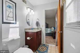 21 Dawn Ave, Akron, PA 17501 - Photo 20