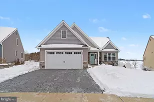 467 Hamilton Ct, Manheim, PA 17545 - Photo 2