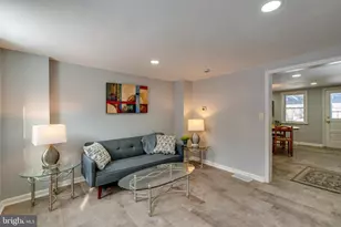 327 Beaver St, Lancaster, PA 17603 - Photo 2