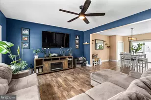 163 Randolph Dr, Elizabethtown, PA 17022 - Photo 4