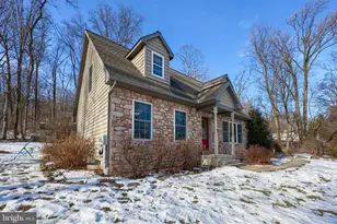 570 Mountain Top Dr, Denver, PA 17517 - Photo 2