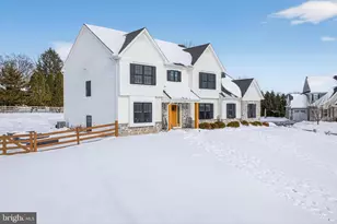 103 E Woods Dr, Lititz, PA 17543 - Photo 4