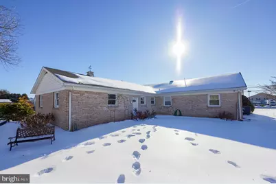 805 W Main Street, New Holland, PA 17557 - Photo 4