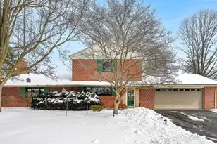 1827 Divot Ct, Lancaster, PA 17602 - Photo 1