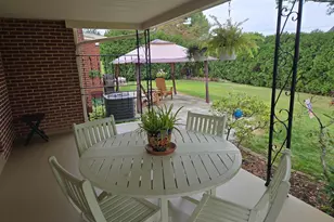 1827 Divot Ct, Lancaster, PA 17602 - Photo 6