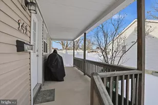 141 E Hummelstown St, Elizabethtown, PA 17022 - Photo 22