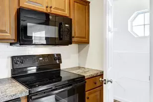 207 Norbury Cir, Willow Street, PA 17584 - Photo 16
