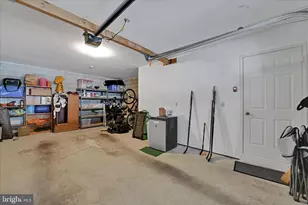 401 Country Pl Dr, Lancaster, PA 17601 - Photo 32