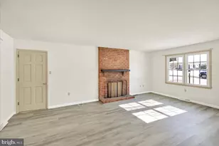 2439 Cypress Dr, Lancaster, PA 17602 - Photo 18