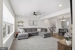 20 Pacific Blvd, Ephrata, PA 17522 - Photo 6