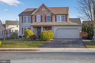 42 Tyler Dr, Ephrata, PA 17522 - Photo 2