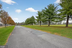 50 Meadowbreeze, Lititz, PA 17543 - Photo 14