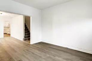 852 Blunston St, Columbia, PA 17512 - Photo 2