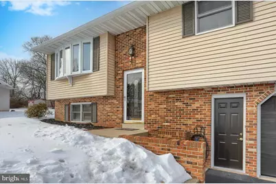 35 Dogwood Circle, Elizabethtown, PA 17022 - Photo 2