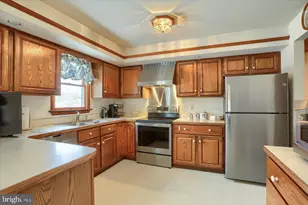 35 Dogwood Cir, Elizabethtown, PA 17022 - Photo 12