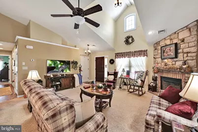 820 Cambridge Drive, Manheim, PA 17545 - Photo 8