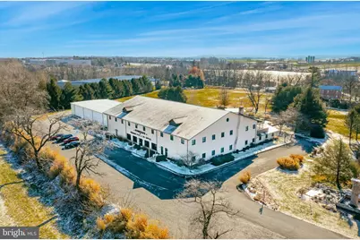 885 S Chiques Road, Manheim, PA 17545 - Photo 2