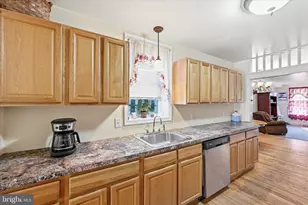 691 Cherry St, Columbia, PA 17512 - Photo 10