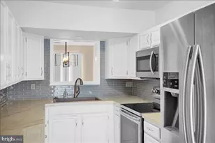 9 Spring Walk Ct, Lancaster, PA 17601 - Photo 4