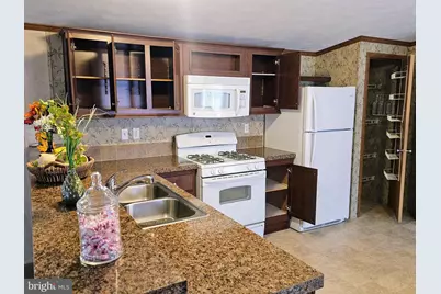 927 Emerald Street, Ephrata, PA 17522 - Photo 6