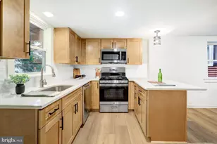 2336 Wood St, Lancaster, PA 17603 - Photo 8