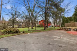 1529 Springside Dr, Lancaster, PA 17603 - Photo 32