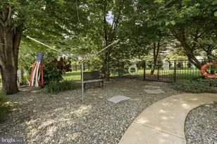 105 Whitehall Rd, Reinholds, PA 17569 - Photo 16