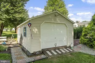 105 Whitehall Rd, Reinholds, PA 17569 - Photo 32