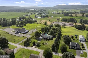 105 Whitehall Rd, Reinholds, PA 17569 - Photo 4