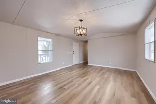 215 Fawn Meadow Crossing, Lancaster, PA 17603 - Photo 2