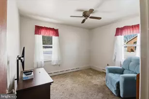 186 N Laurel St, Manheim, PA 17545 - Photo 12