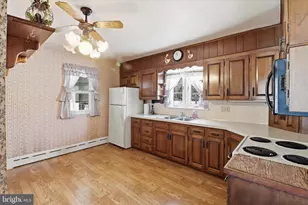 186 N Laurel St, Manheim, PA 17545 - Photo 6